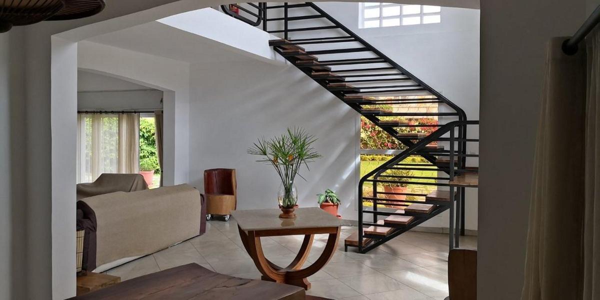 Sahamalaza Bed & Breakfast Ivato  Exterior photo